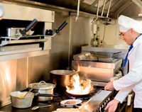 成都商用廚房設備廠家告訴你商用廚房如何設計才能節能環保省錢