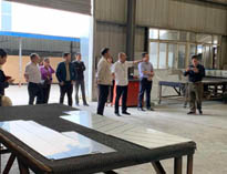 區(qū)領(lǐng)導(dǎo)視察優(yōu)佰特廚房設(shè)備公司，我公司獲高度贊揚！