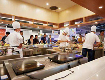 成都大型不銹鋼廚具生產廠告訴你如何配置廚房人員