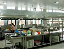 記者采訪云門錦翠餐廳，優佰特亮了！