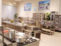 商用廚房設(shè)備公司告訴你廚房補充新風(fēng)的重要性