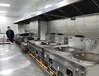 商業廚房設備廠家告訴你食堂廚具安全注意事項