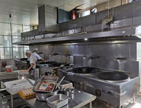 自貢廚房設(shè)備廠(chǎng)告訴什么材質(zhì)可以代替瓷磚