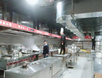 酒店廚房設備供應商告訴你如何正確使用商用油煙機