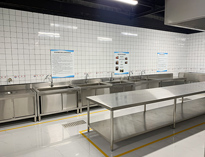 食堂設施設備廠家告訴你廚房地板防滑怎么做